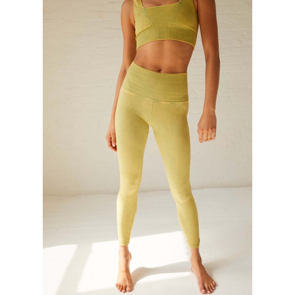 🎉LAST CHANCE🎉 NWT FP Movement Good Karma Legging / Sparkling Citrus
